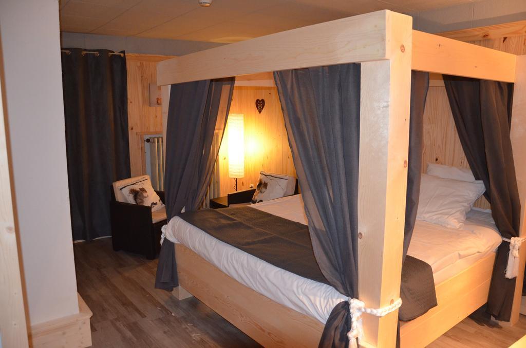 Relais Mont Jura Adults Only Bed and Breakfast Lélex Kamer foto